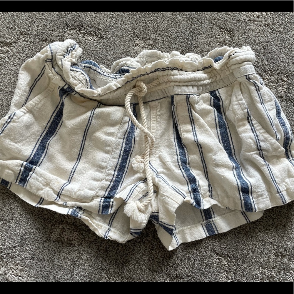 Oceanside Roxy Brand Linen Short